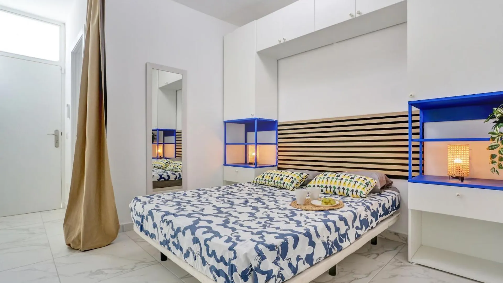 Parrot Paradise Studio, Wifi, Smart Tv, Pool Costa Del Silencio Apartment